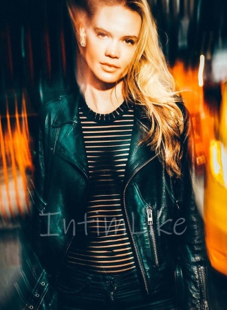 Частная Амалия №7155, 32 лет