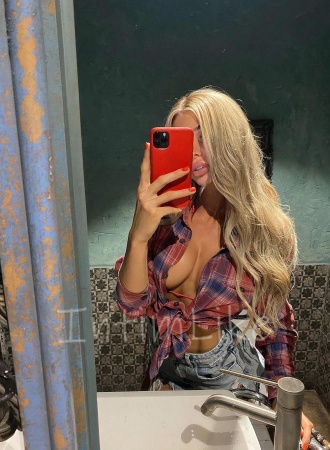 Стриптизерша Анджела №7959, 24 лет